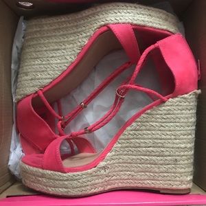 Pink Wedges